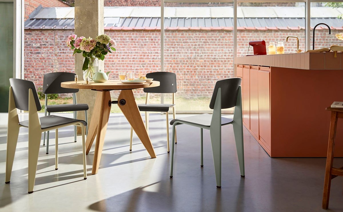 wd-furniture-2-single-post-image-2-opt