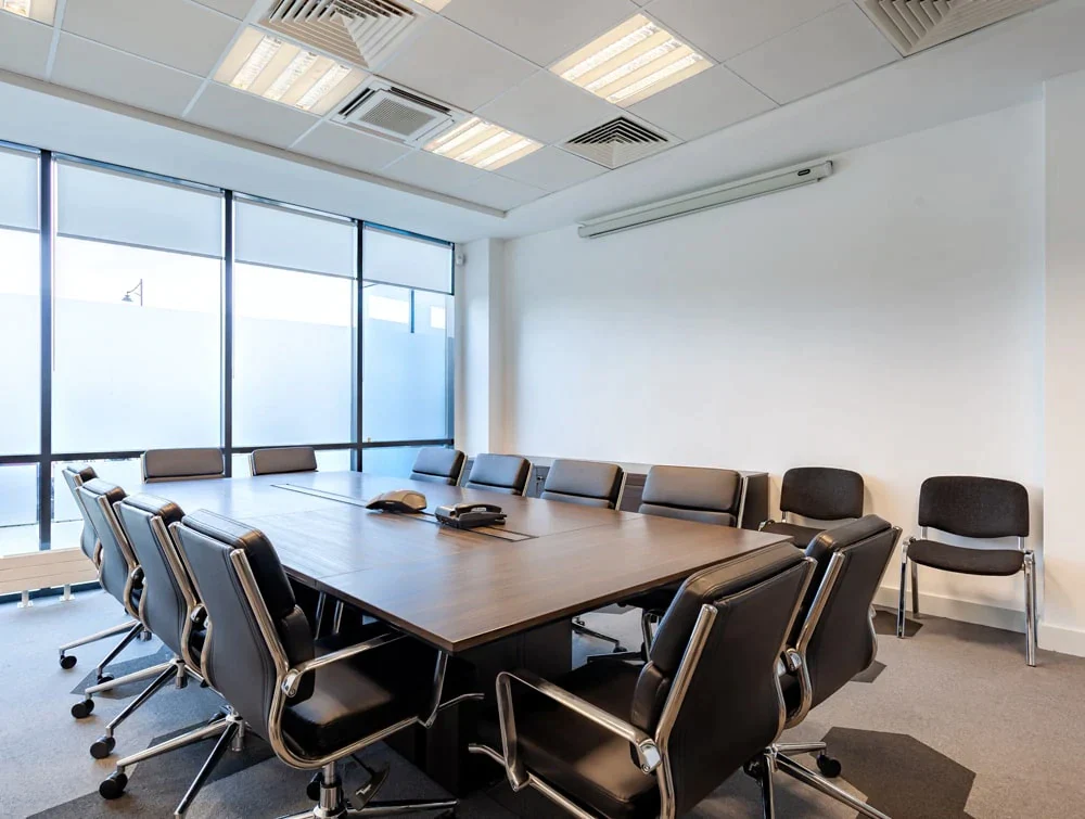 Fold-Ireland-Office-Executive-Meeting-Room-Table-with-Chairs
