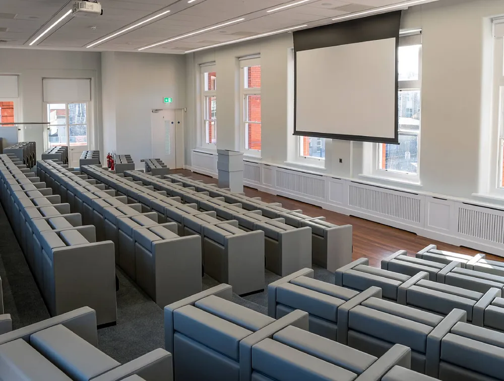 Richmond-Hospital-Mura-by-LAMM-Indoor-Setting-2